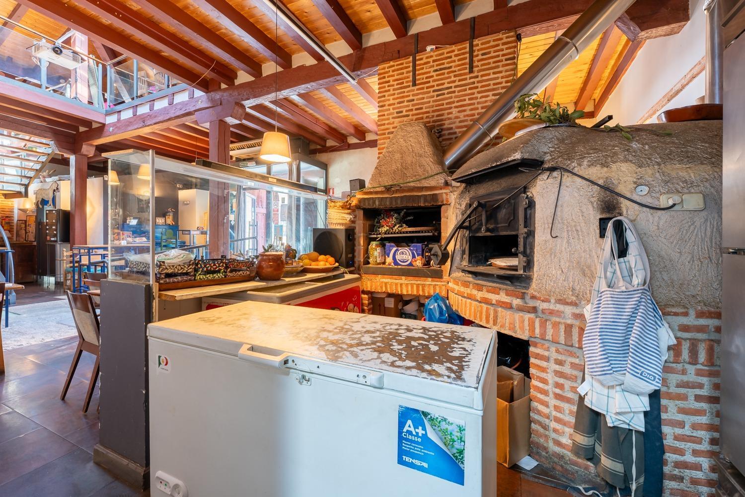 Edificios-Venta-Torrelaguna-2200197-Foto-31