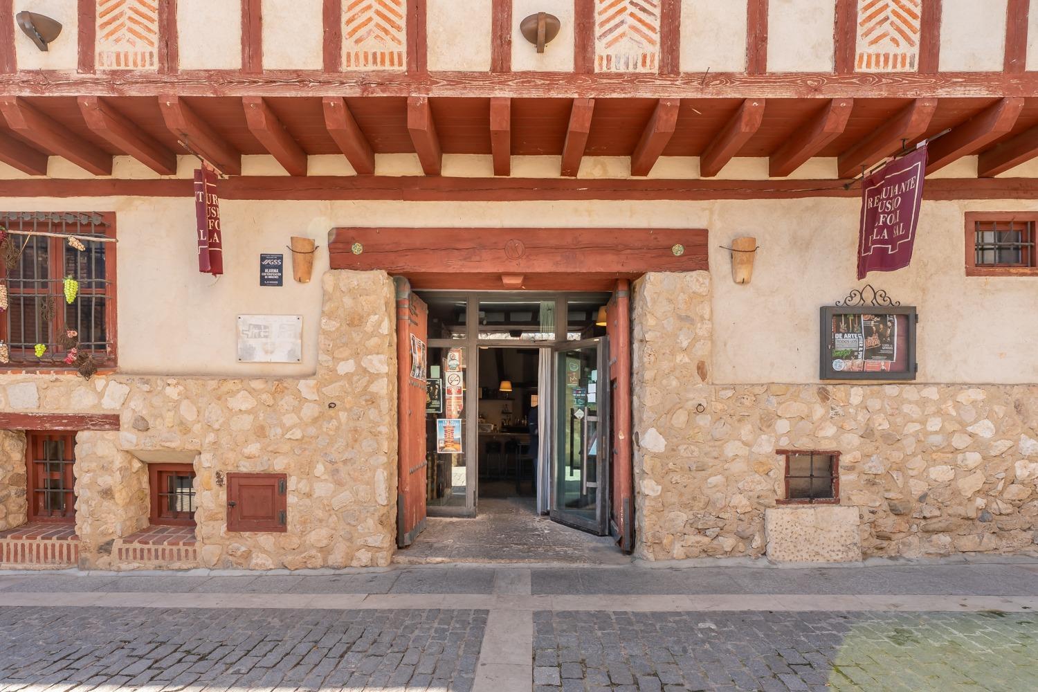 Edificios-Venta-Torrelaguna-2200197-Foto-40