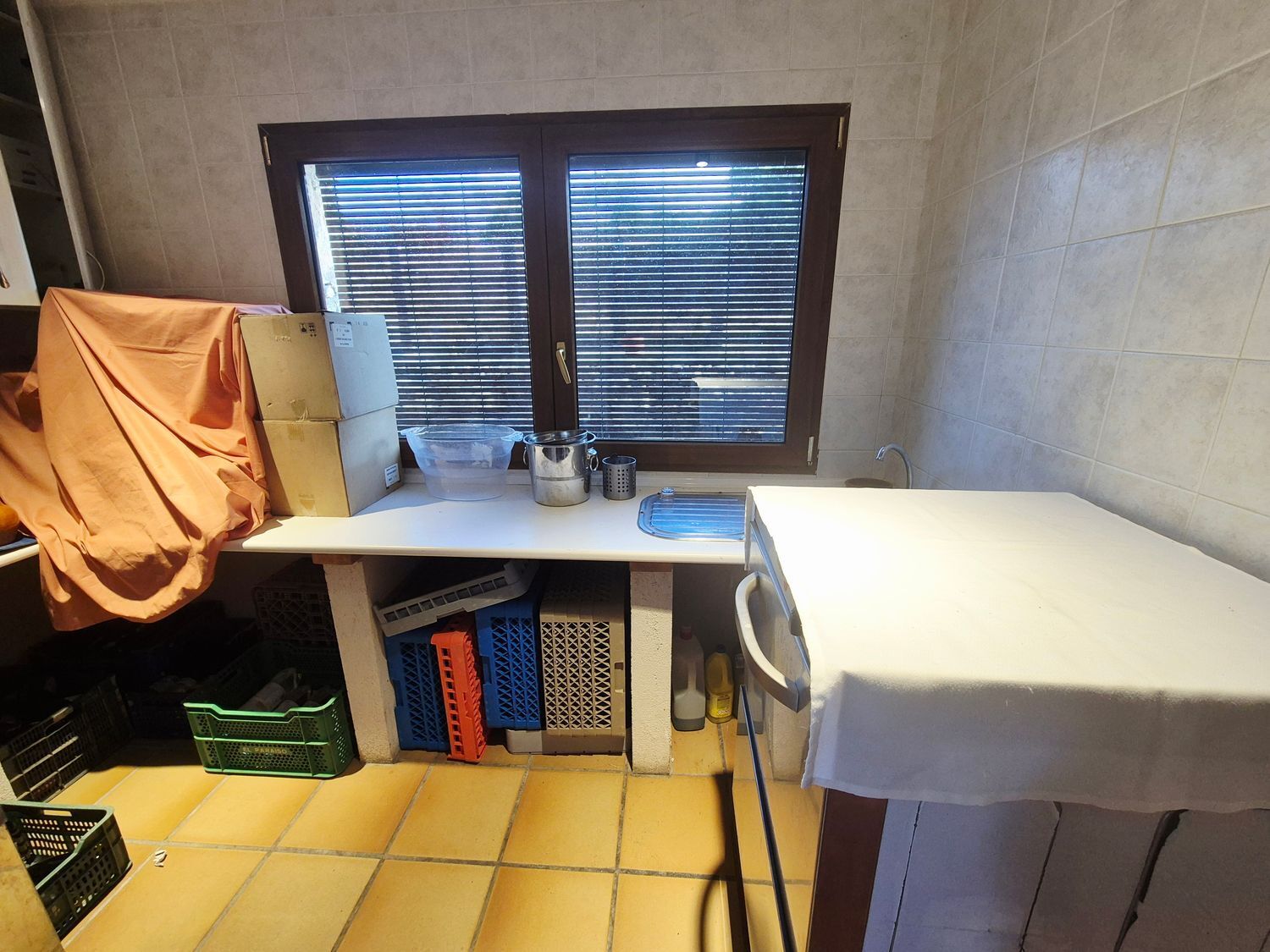 Edificio en venta, Navaluenga