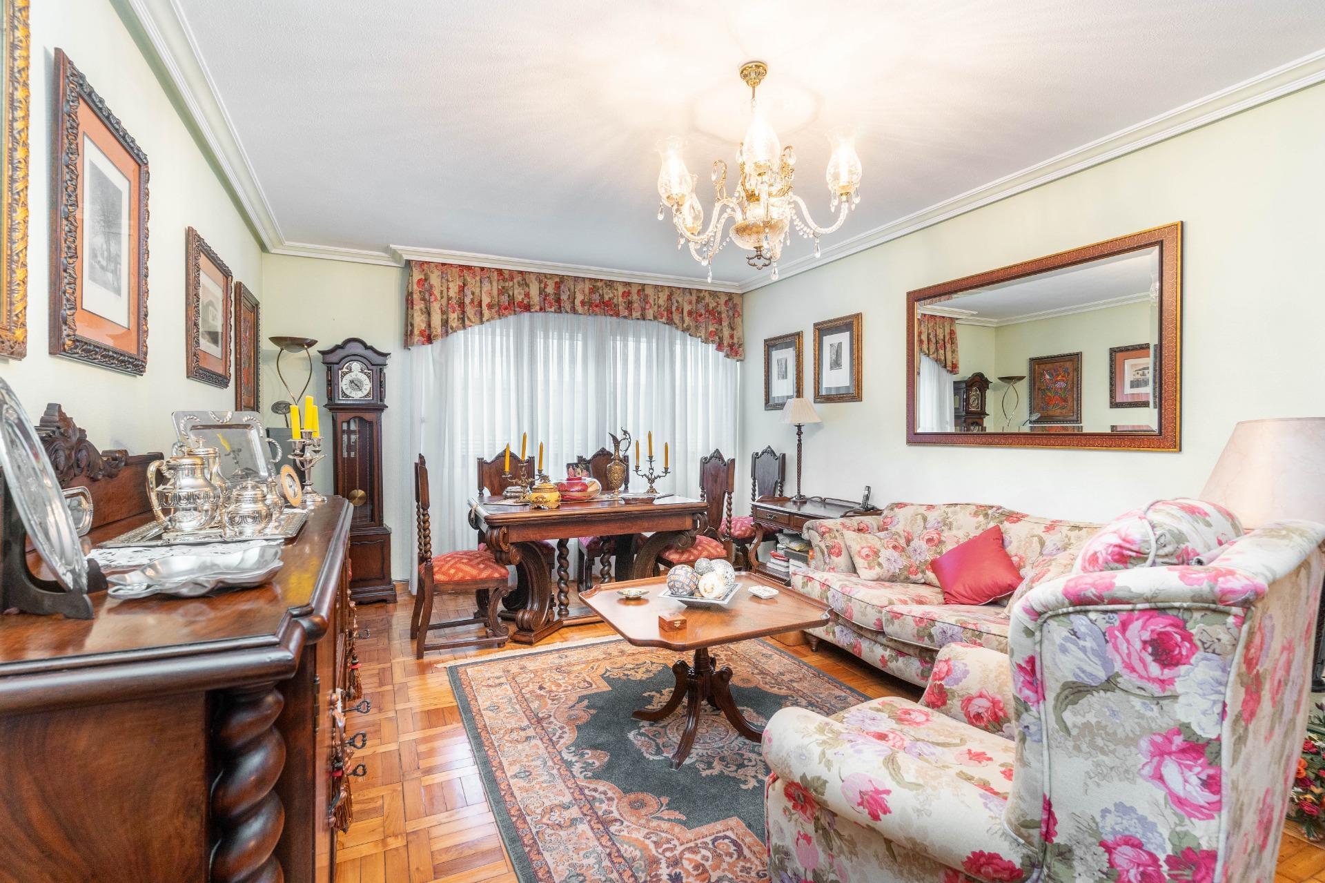 Pisos-Venta-Oviedo-2201362-Foto-2