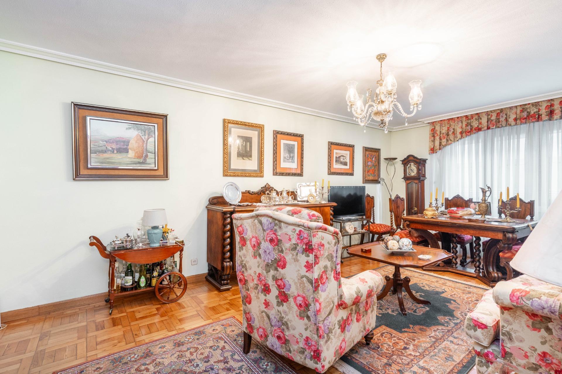 Pisos-Venta-Oviedo-2201362-Foto-3