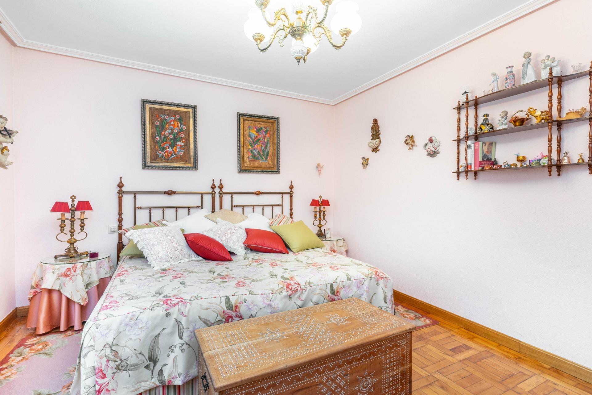 Pisos-Venta-Oviedo-2201362-Foto-13