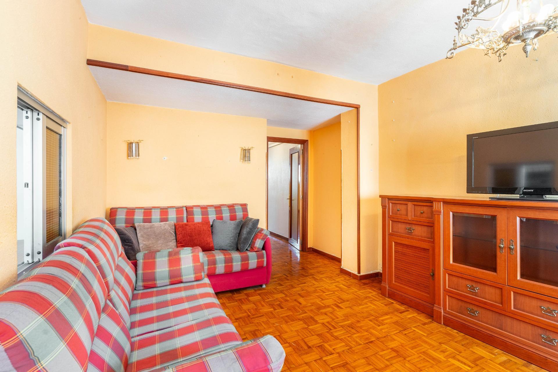 Pisos-Venta-Oviedo-2201359-Foto-2