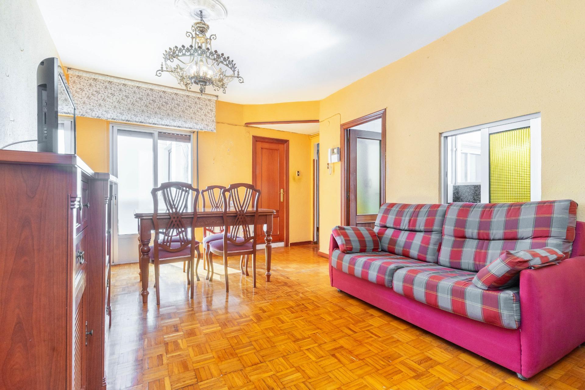 Pisos-Venta-Oviedo-2201359-Foto-4