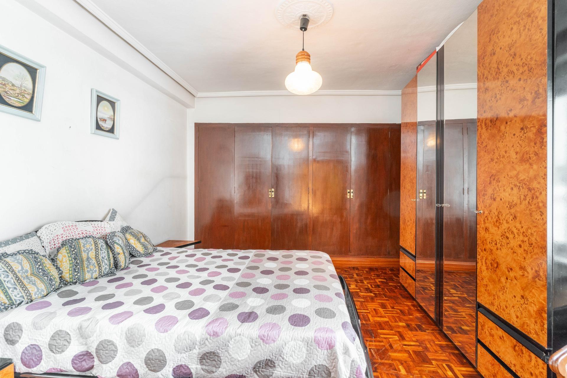 Pisos-Venta-Oviedo-2201359-Foto-12