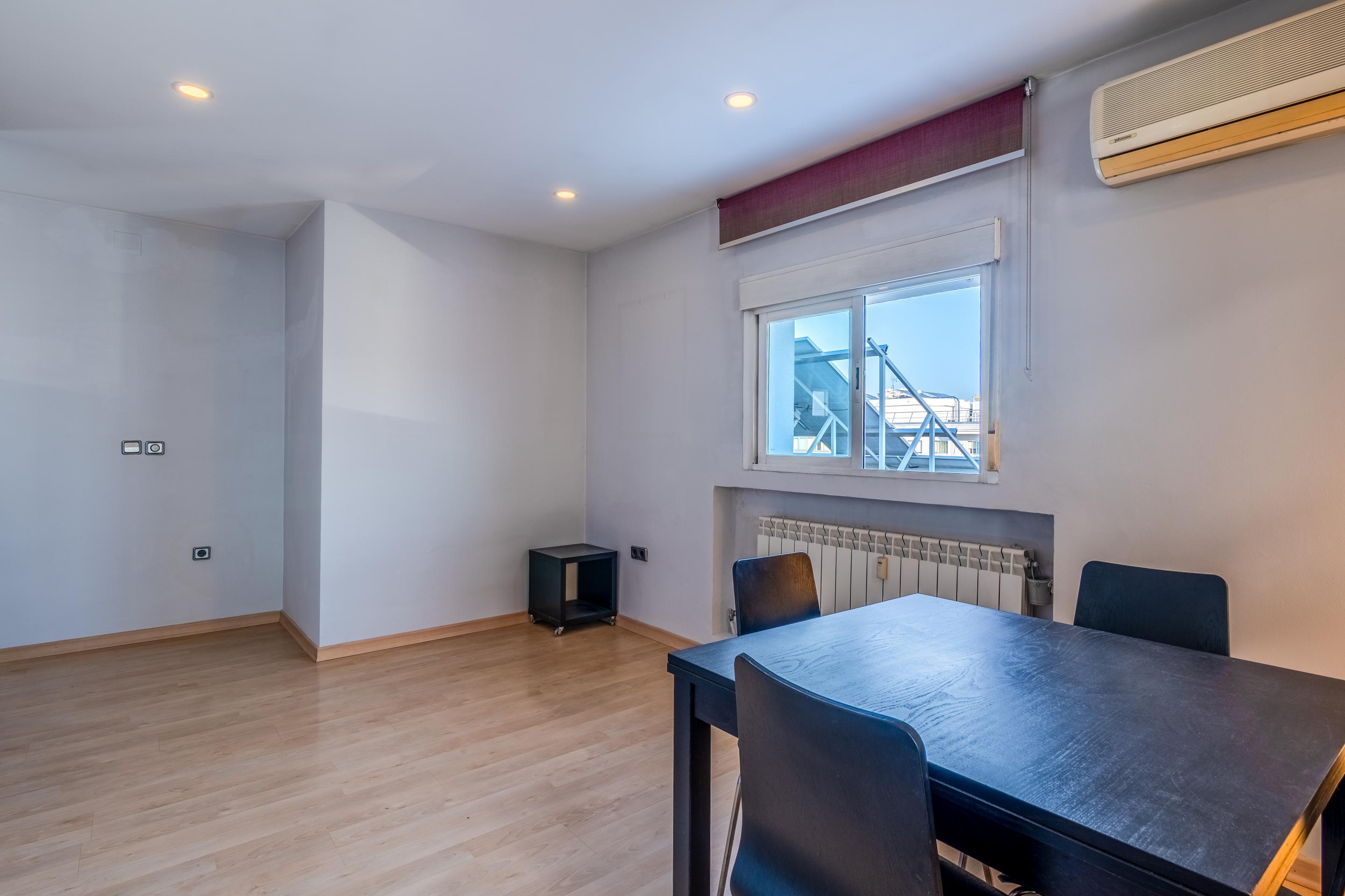 Pisos-Venta-Ciudad sin unificar-2201308-Foto-2