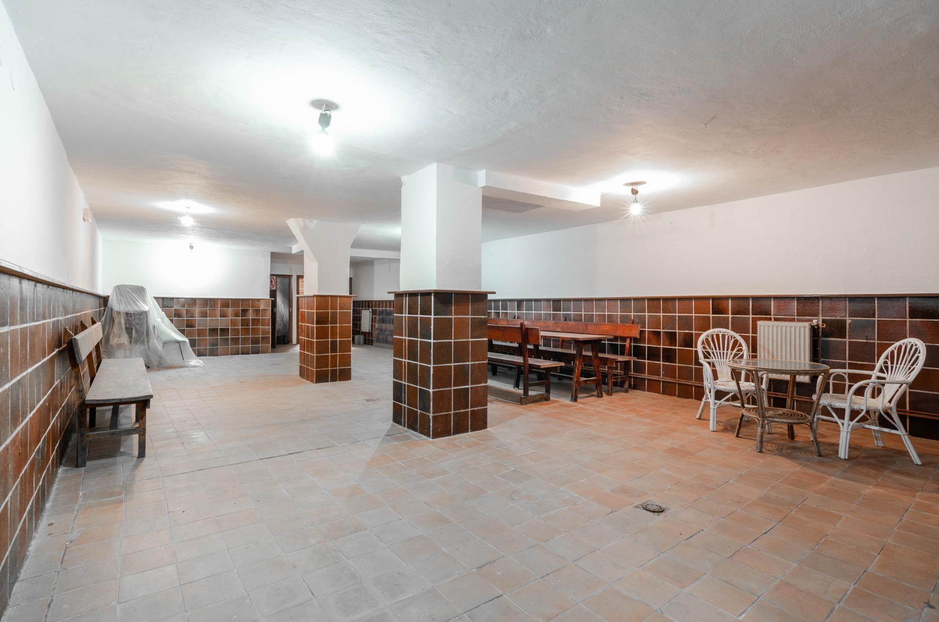 Negocios-Venta-Villaviciosa-2202560-Foto-21