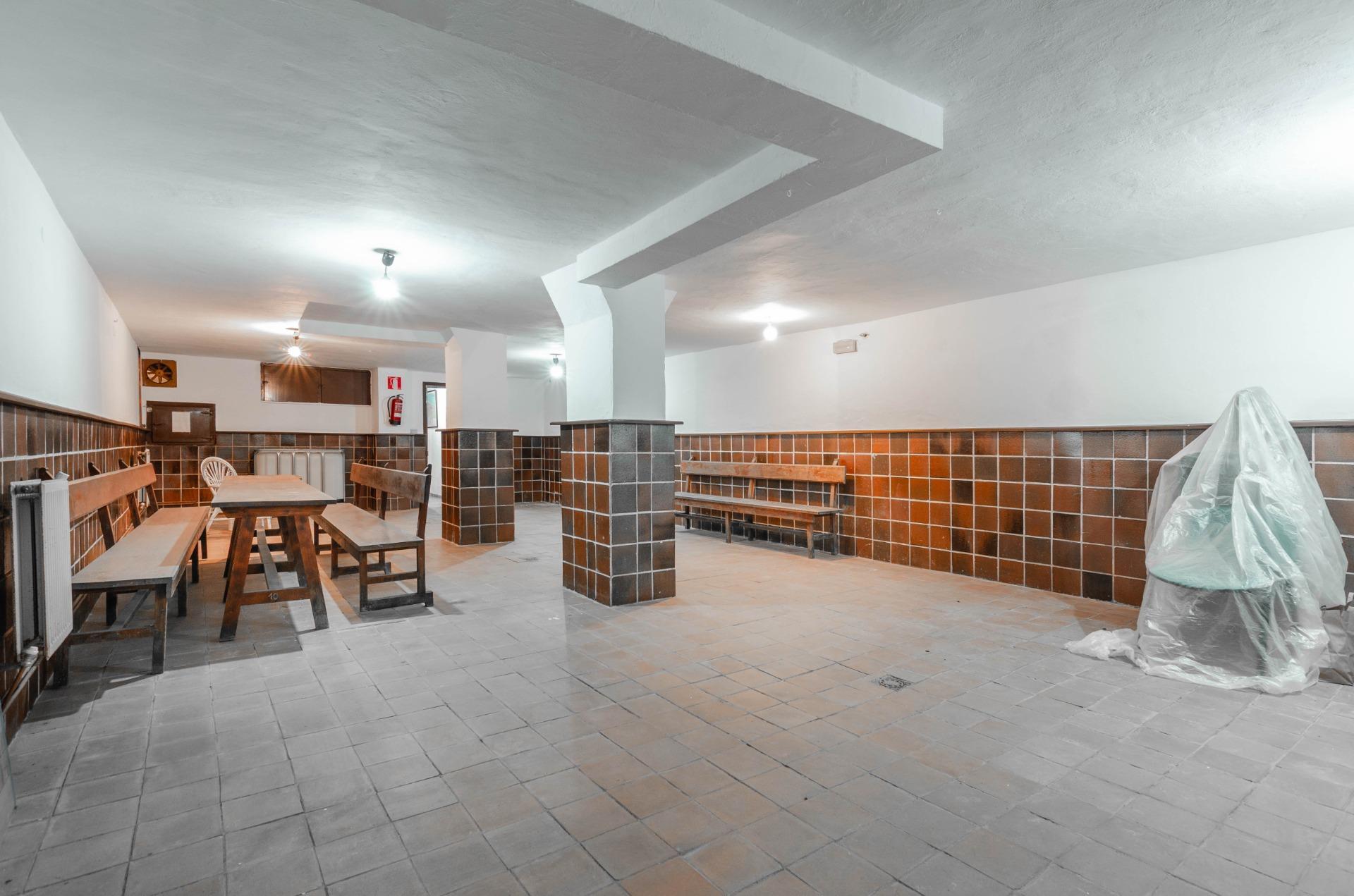 Negocios-Venta-Villaviciosa-2202560-Foto-23