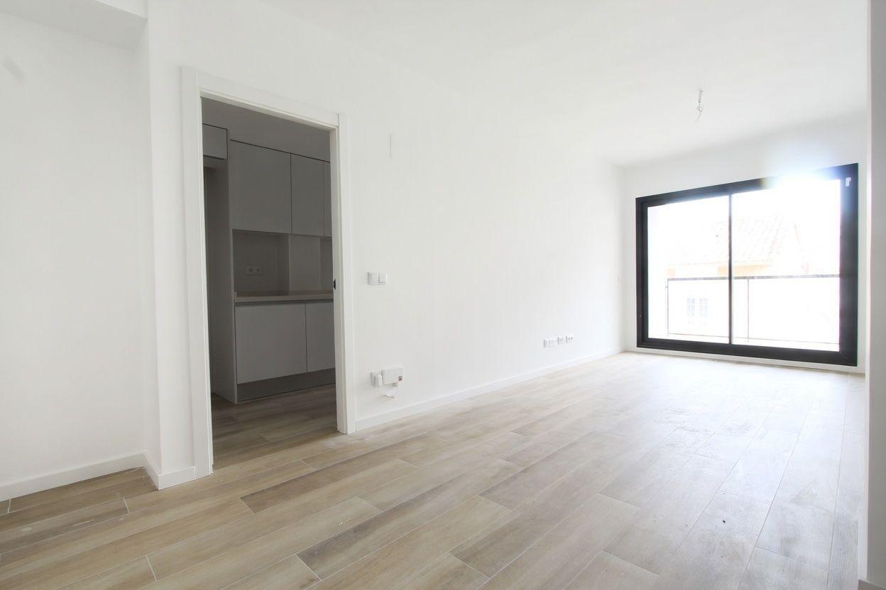 ¡Estrena hogar en el corazón de Paterna! Diseño, luz y confort en una vivienda que lo tiene TODO