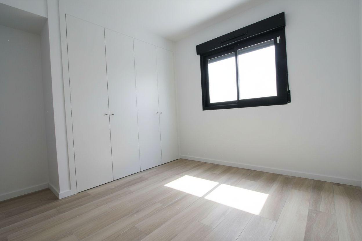 ¡Estrena hogar en el corazón de Paterna! Diseño, luz y confort en una vivienda que lo tiene TODO