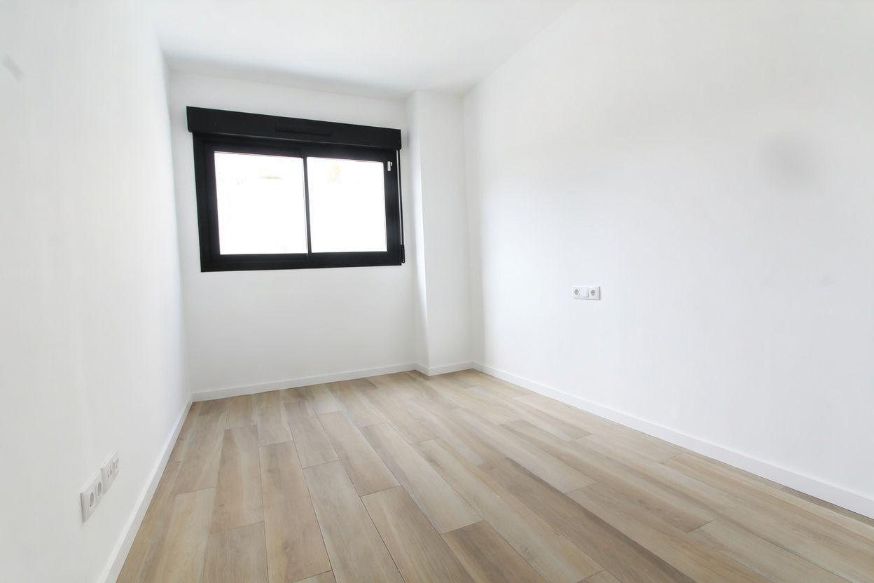 ¡Estrena hogar en el corazón de Paterna! Diseño, luz y confort en una vivienda que lo tiene TODO