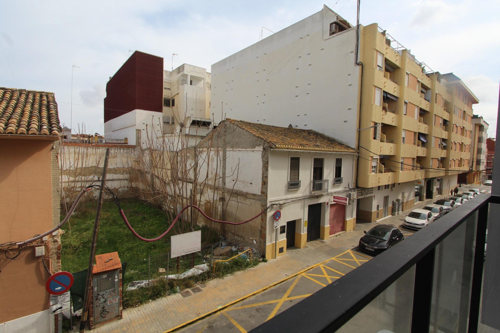 ¡Estrena hogar en el corazón de Paterna! Diseño, luz y confort en una vivienda que lo tiene TODO