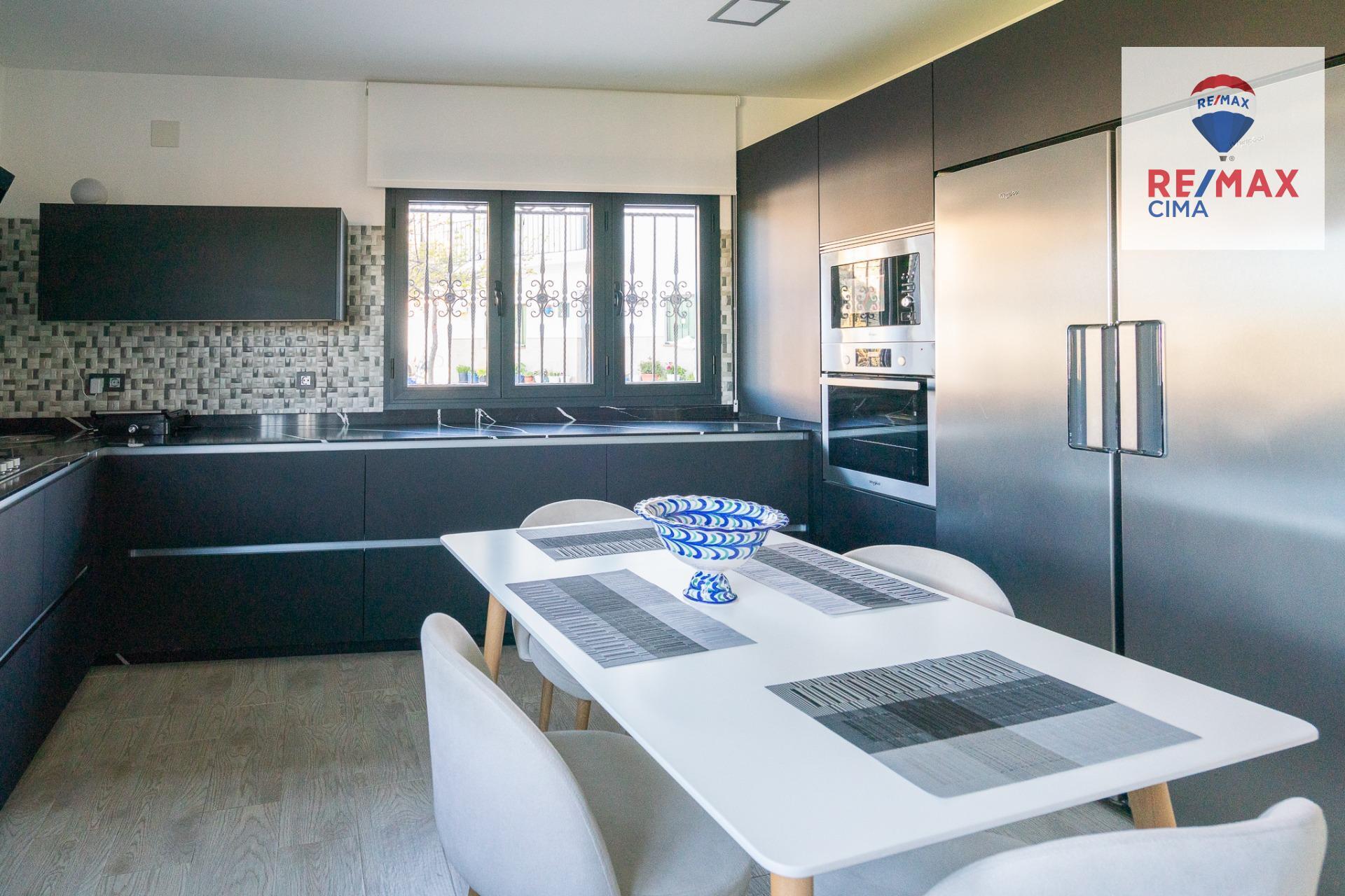 Casas o chalets-Venta-CastillÃ©jar-2207131-Foto-4