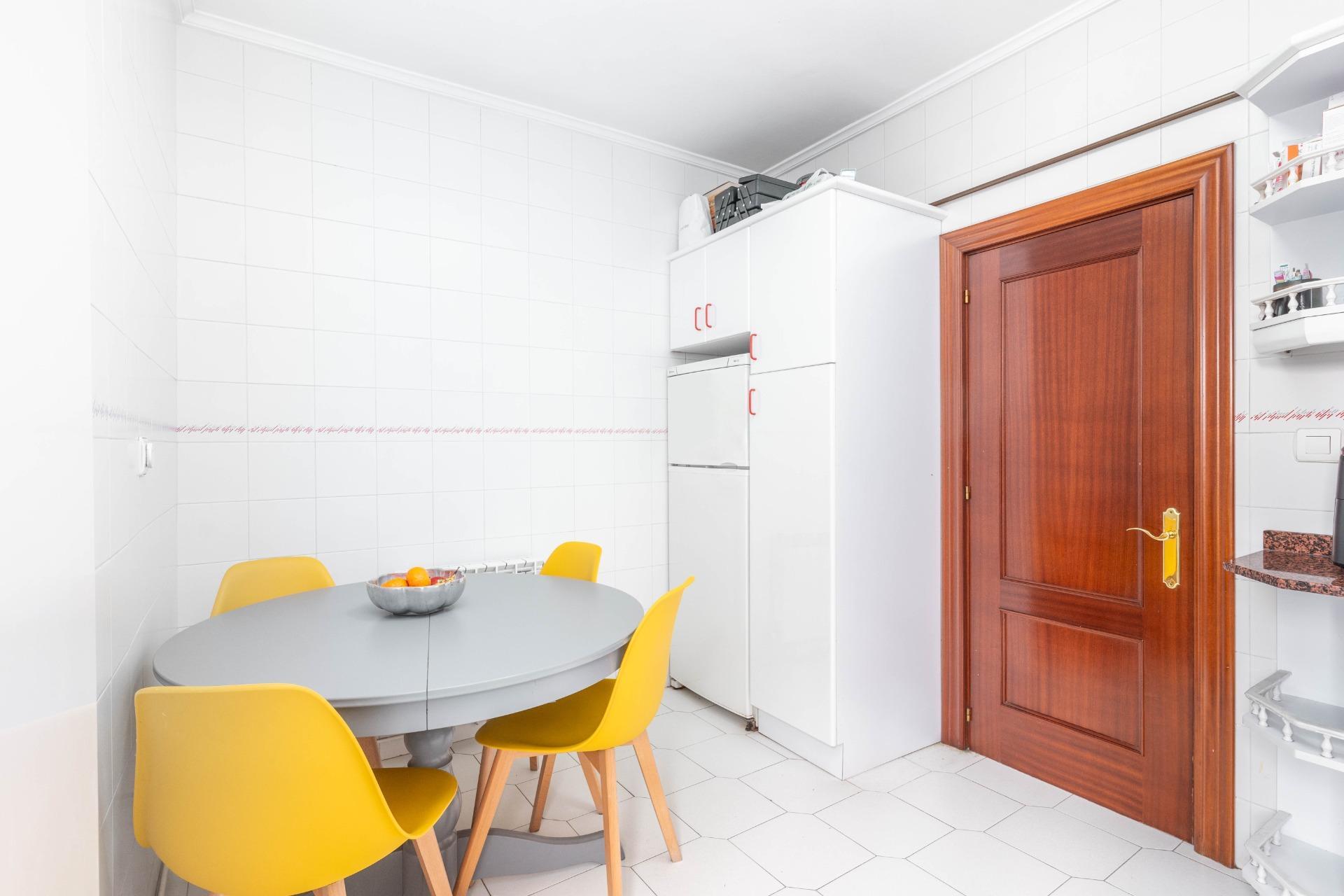 Pisos-Venta-Oviedo-2207113-Foto-12