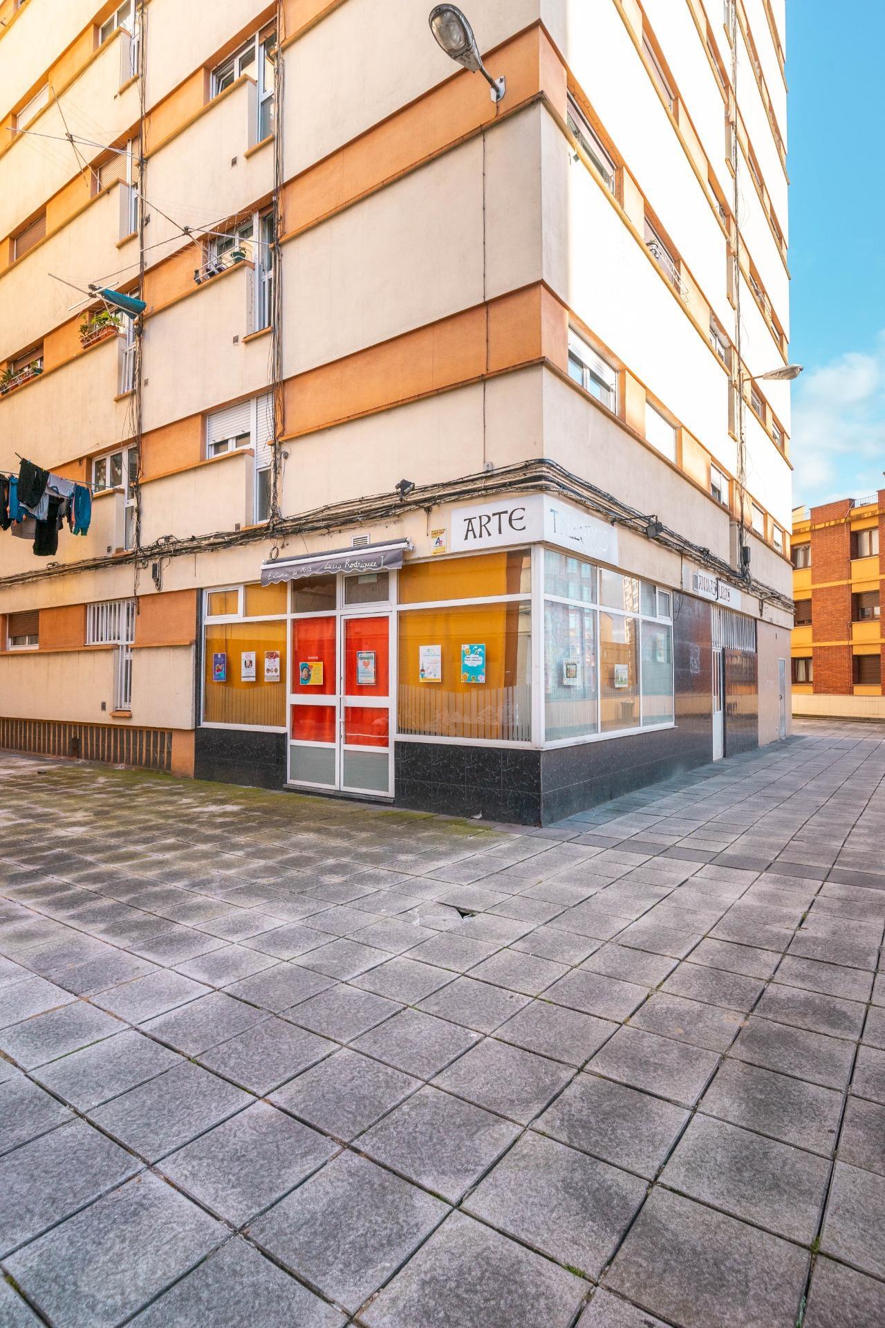 Negocios-Venta-Oviedo-2207122-Foto-4