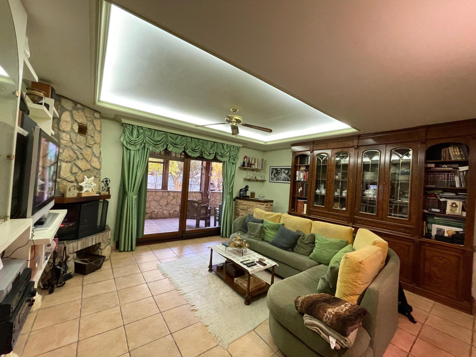 Villa in Ejea de los Caballeros