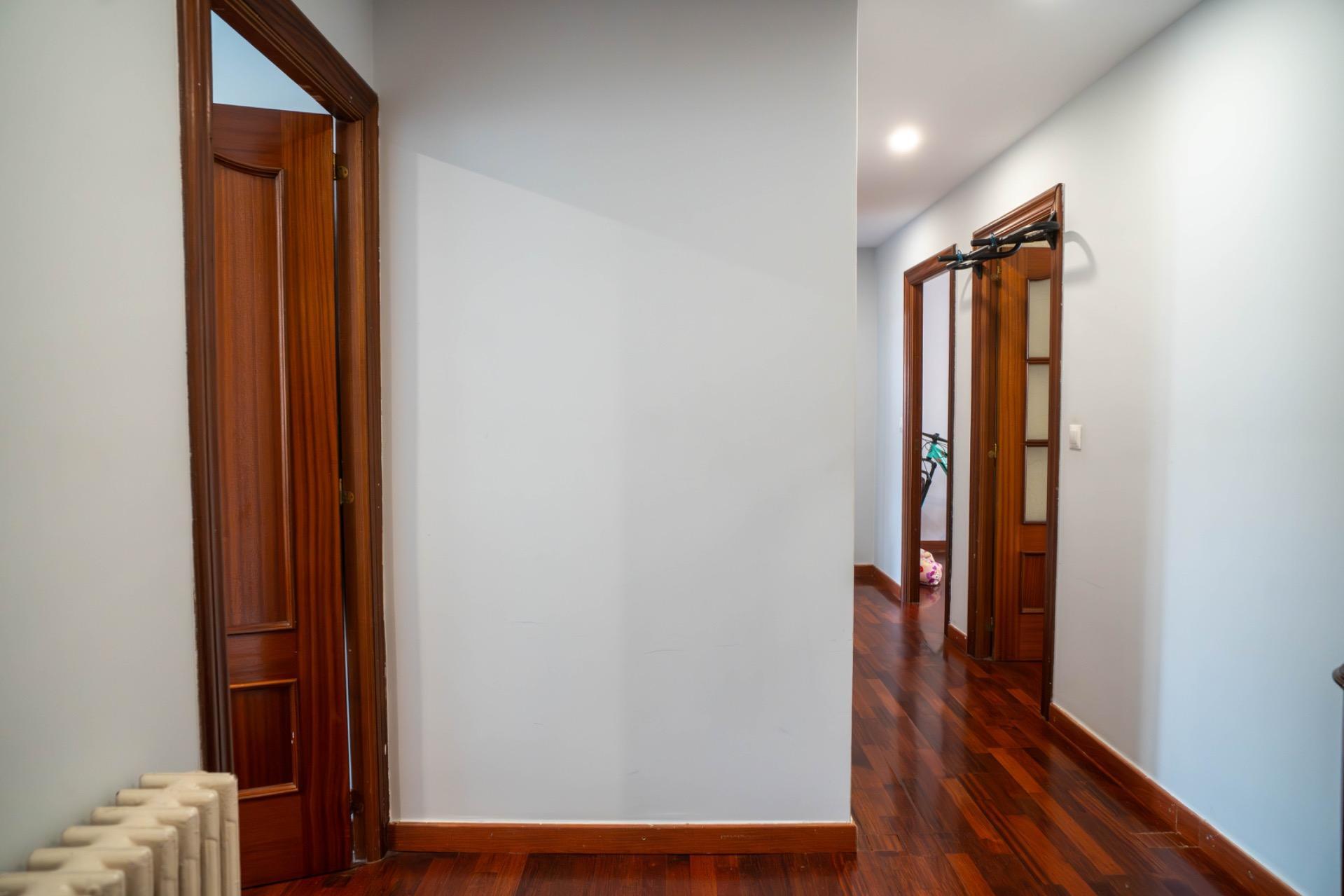 Pisos-Venta-Torrelavega-2208181-Foto-8