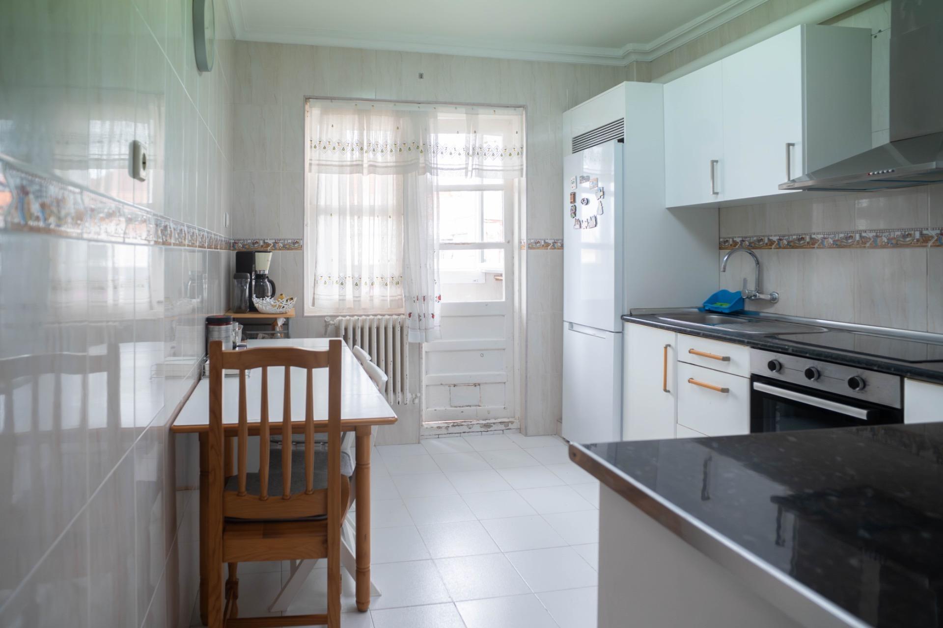 Pisos-Venta-Torrelavega-2208181-Foto-33