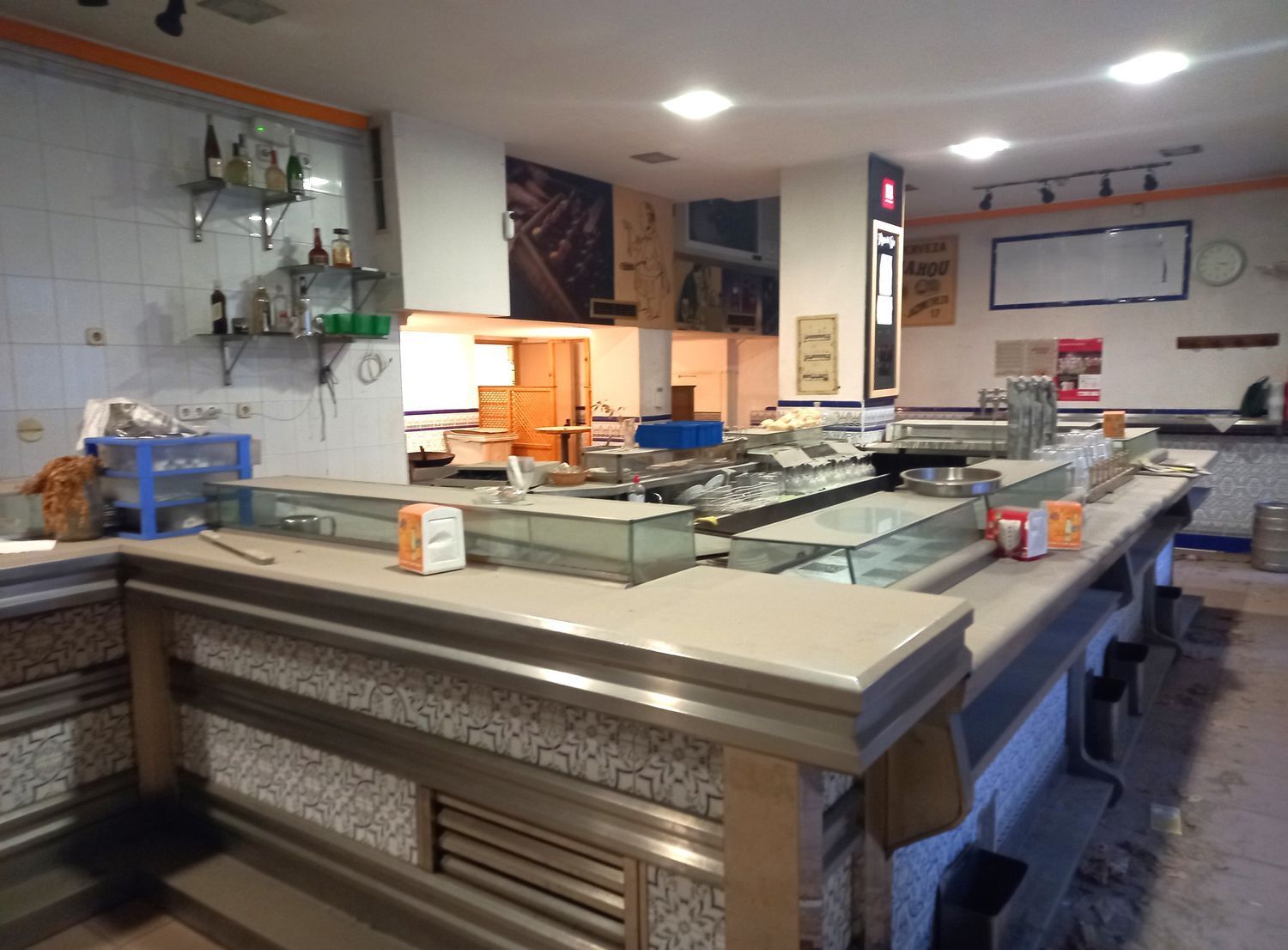 Piso en venta en calle De Orense, Tetuán, Madrid 2/22