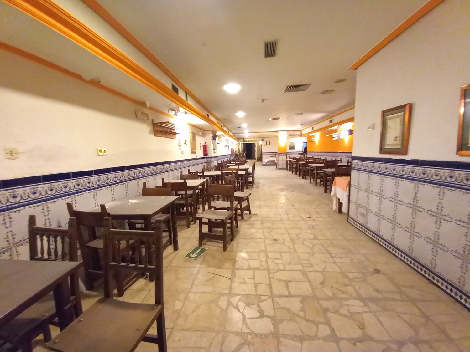 Piso en venta en calle De Orense, Tetuán, Madrid 10/22