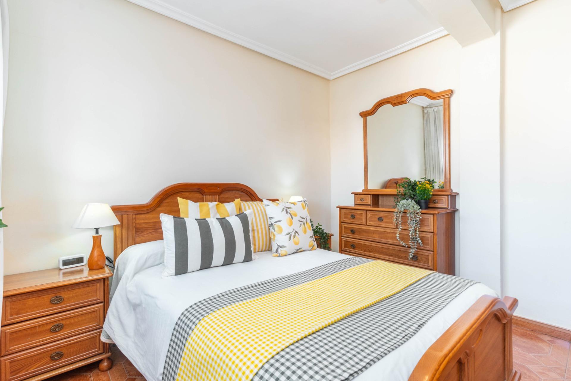 Pisos-Venta-Oviedo-2208883-Foto-2