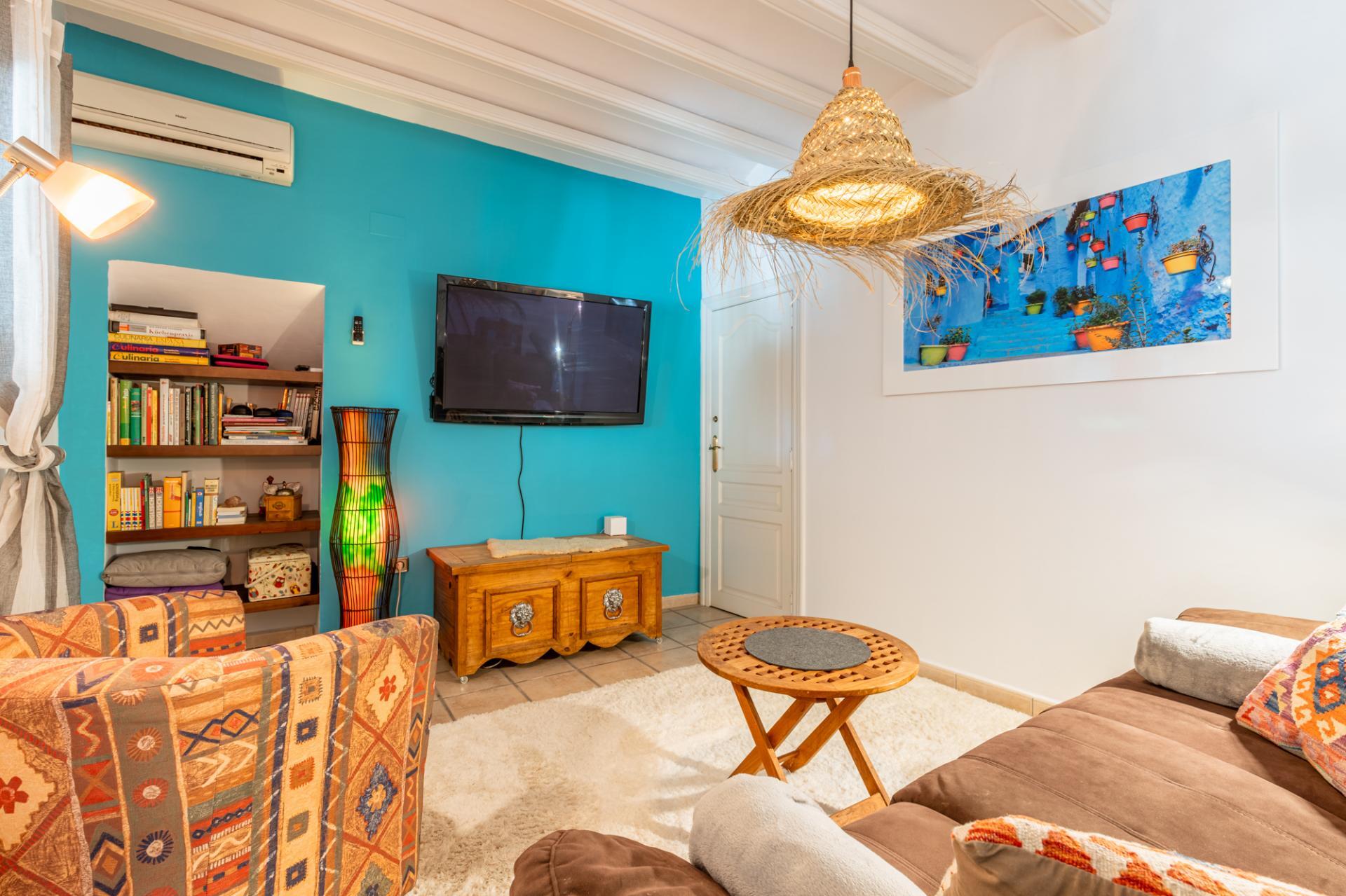 Encantadora Finca de 4 Dormitorios en Venta en Teulada