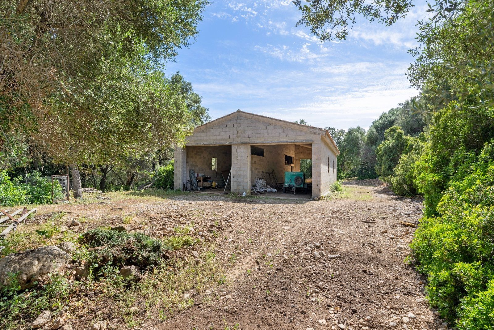 Terreno de 140.000 m2 en Alcudia con licencia de obra y vistas al mar