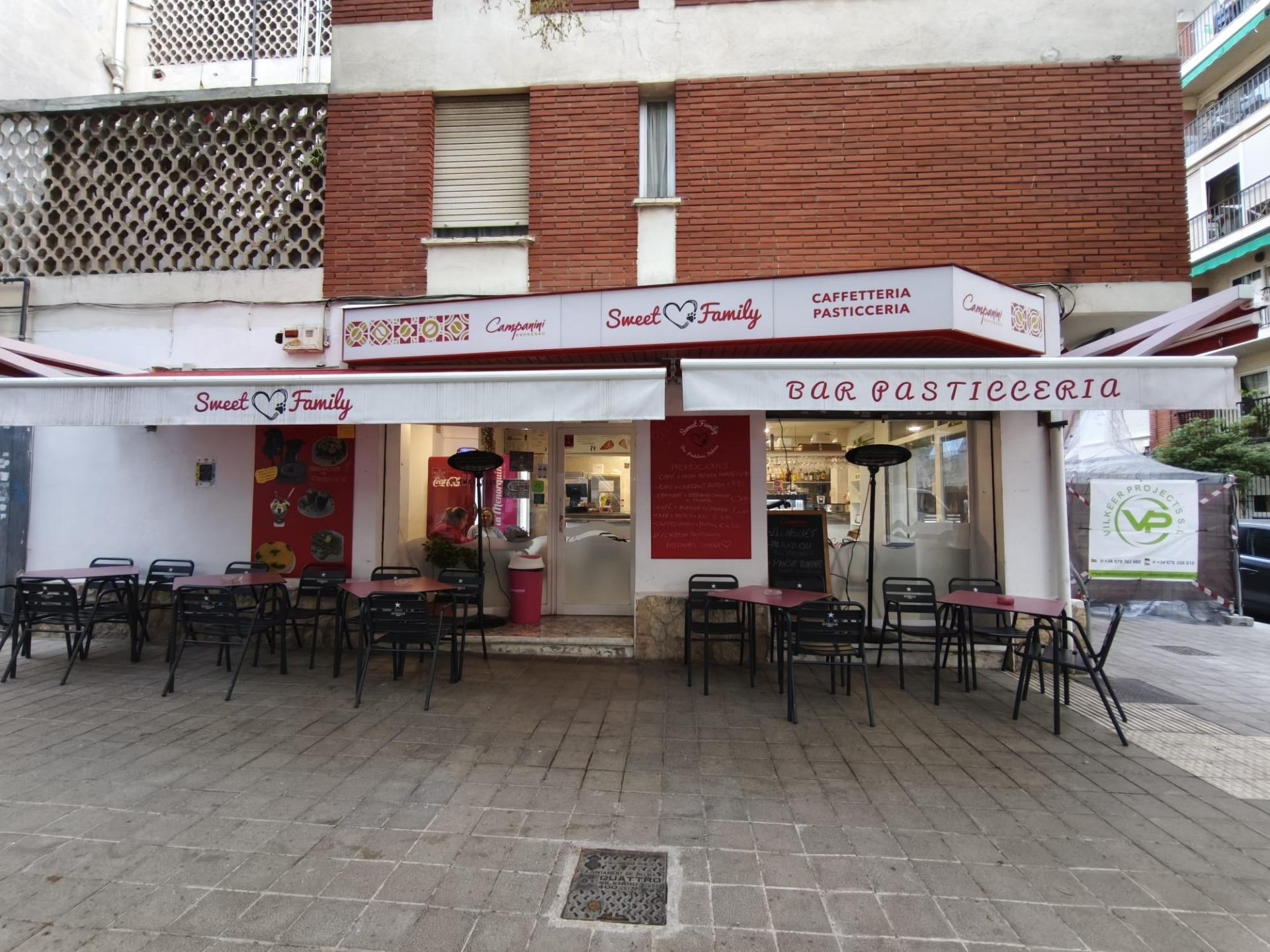 traspaso Cafetería con Encanto y Gran Terraza ? Concepto Pet Friendly Único en la Zona