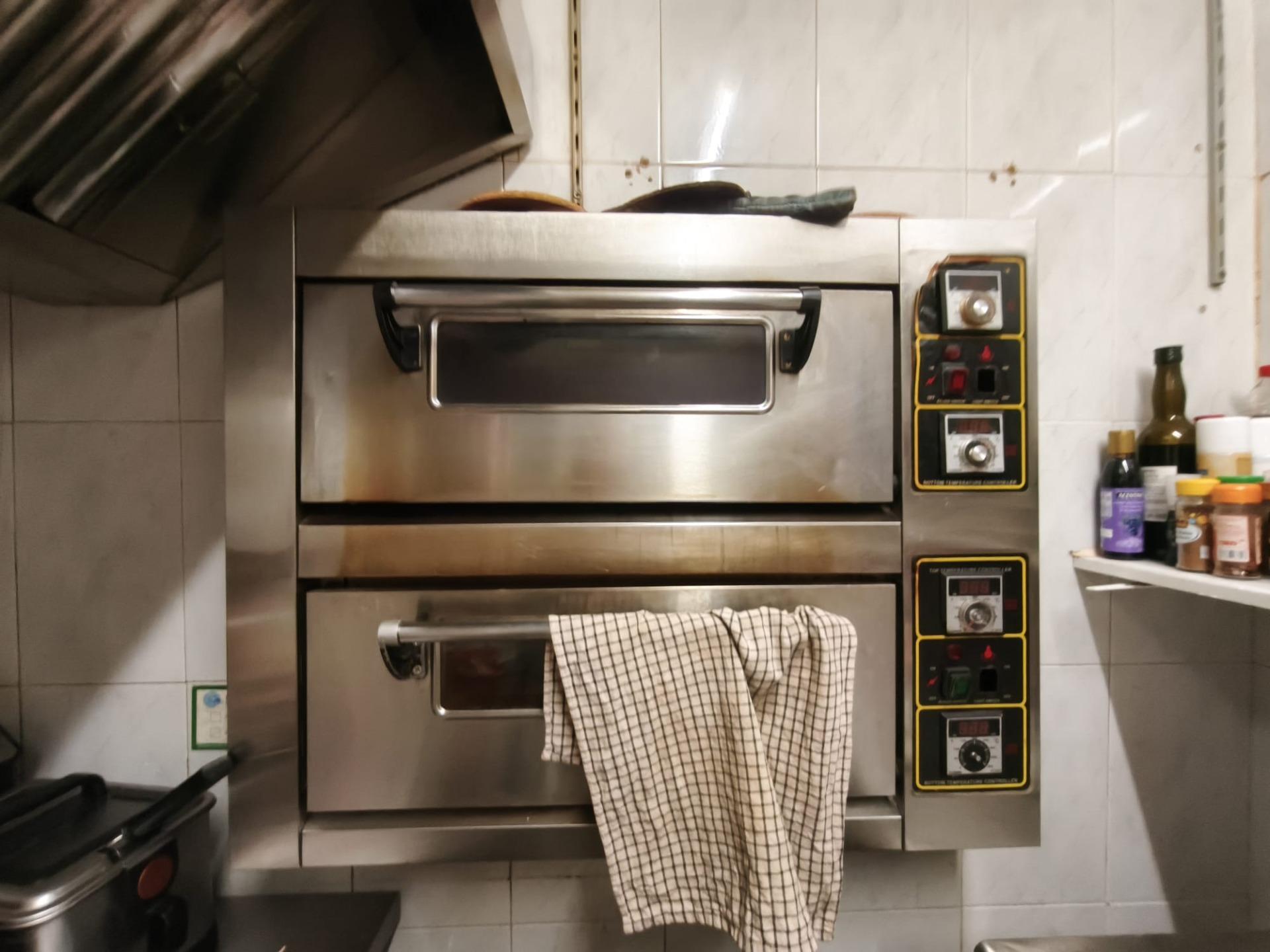 traspaso Cafetería con Encanto y Gran Terraza ? Concepto Pet Friendly Único en la Zona