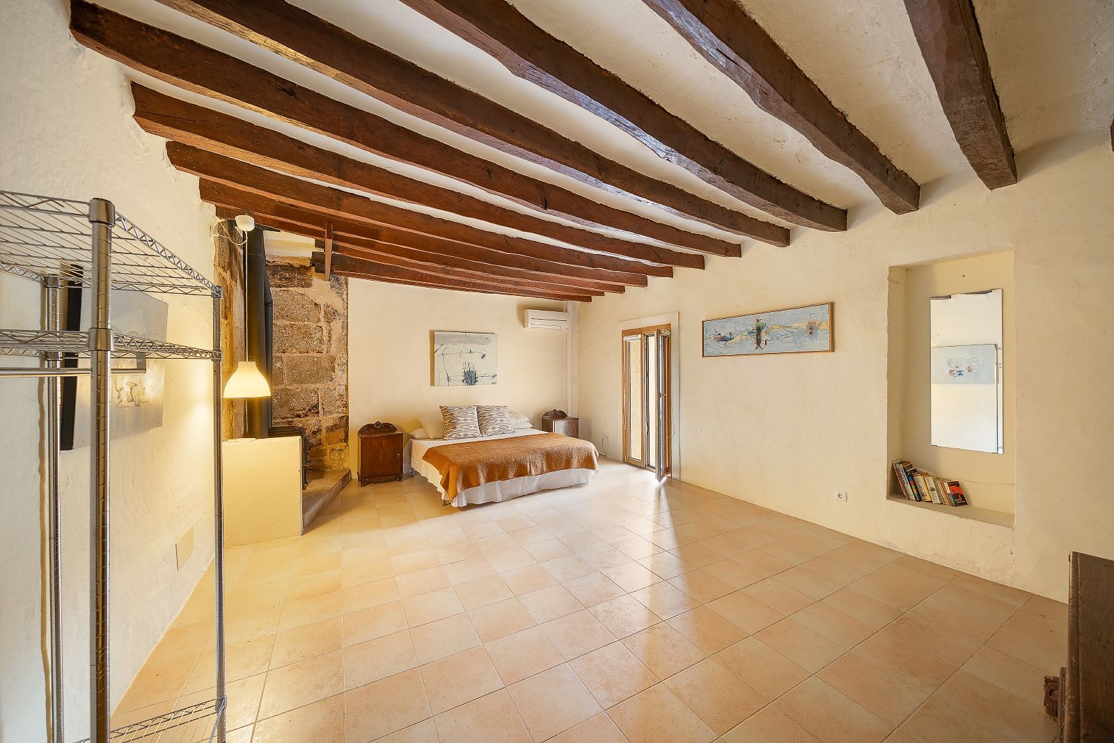 Casa en Pollensa de 404 m2 con patio, garaje y licencia ETV