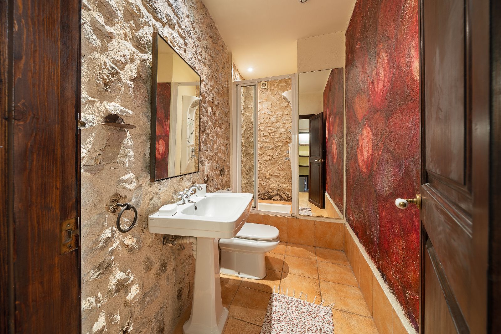 Casa en Pollensa de 404 m2 con patio, garaje y licencia ETV