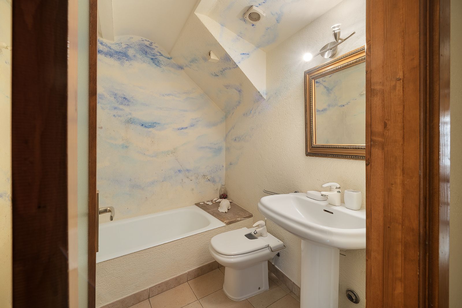 Casa en Pollensa de 404 m2 con patio, garaje y licencia ETV