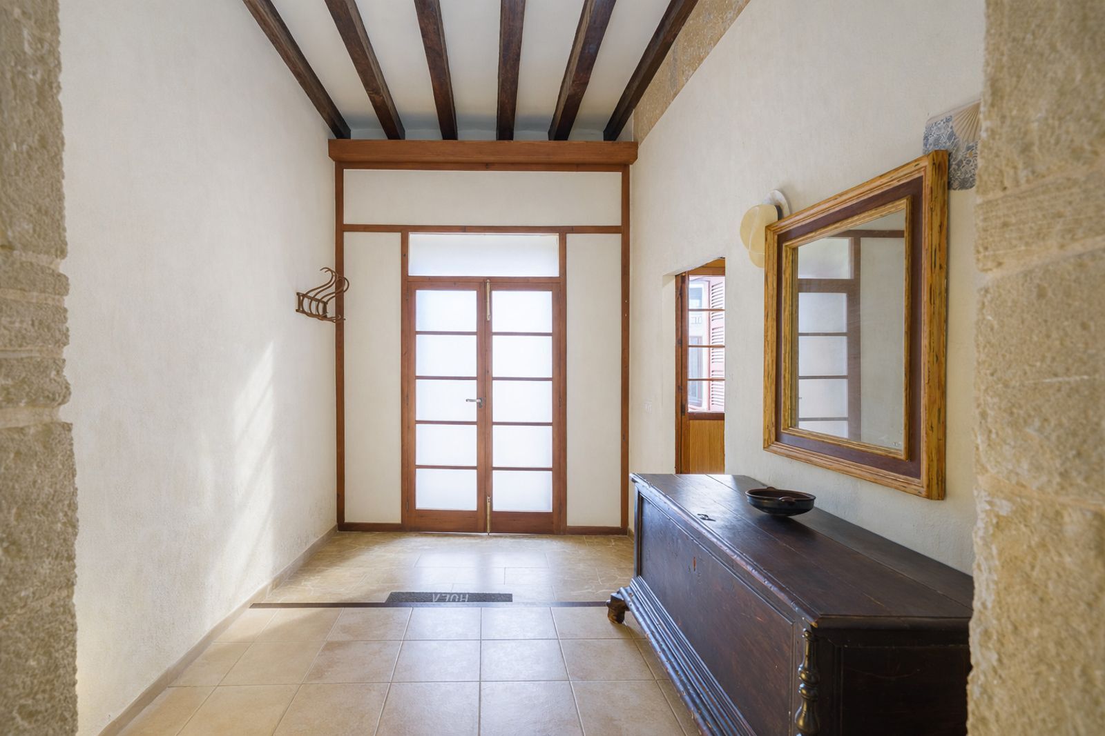 Casa en Pollensa de 404 m2 con patio, garaje y licencia ETV