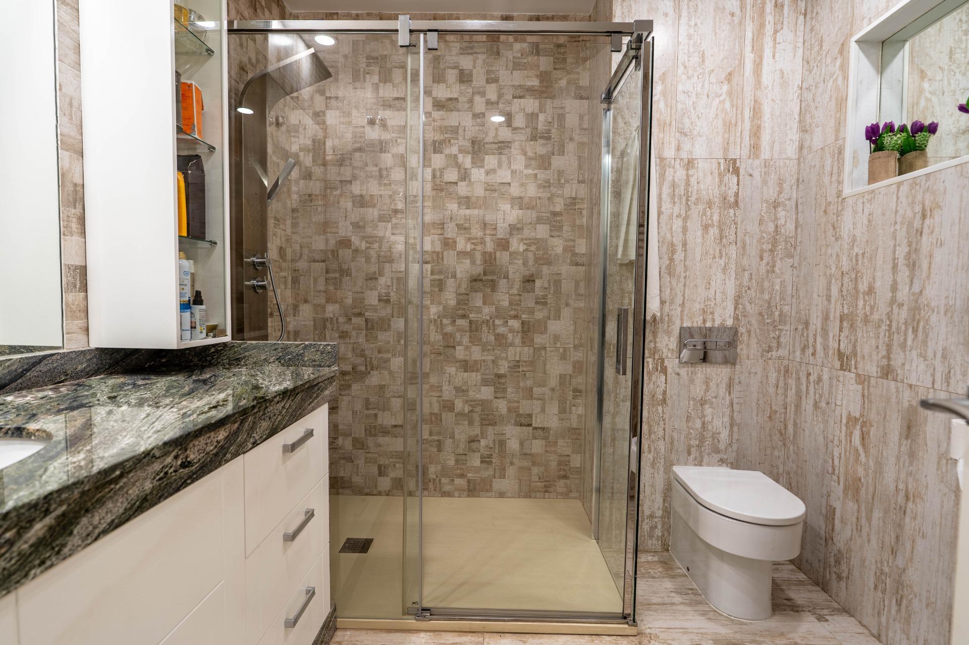 Exclusivo Ático Dúplex con Terraza y Piscina Privada en la mejor zona de triana.