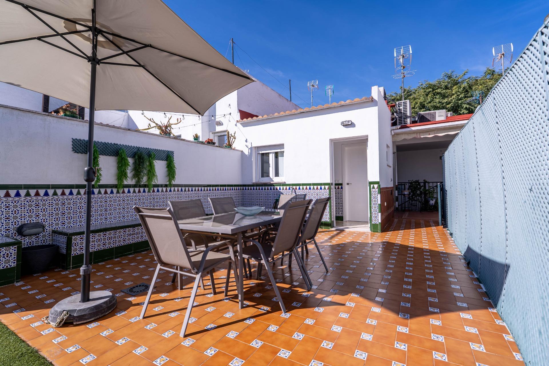 Exclusivo Ático Dúplex con Terraza y Piscina Privada en la mejor zona de triana.