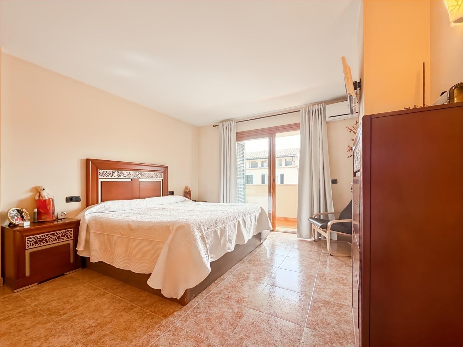 ESPECTACULAR PISO AMPLIO Y LUMINOSO CON VISTAS A LA MONTAÑA