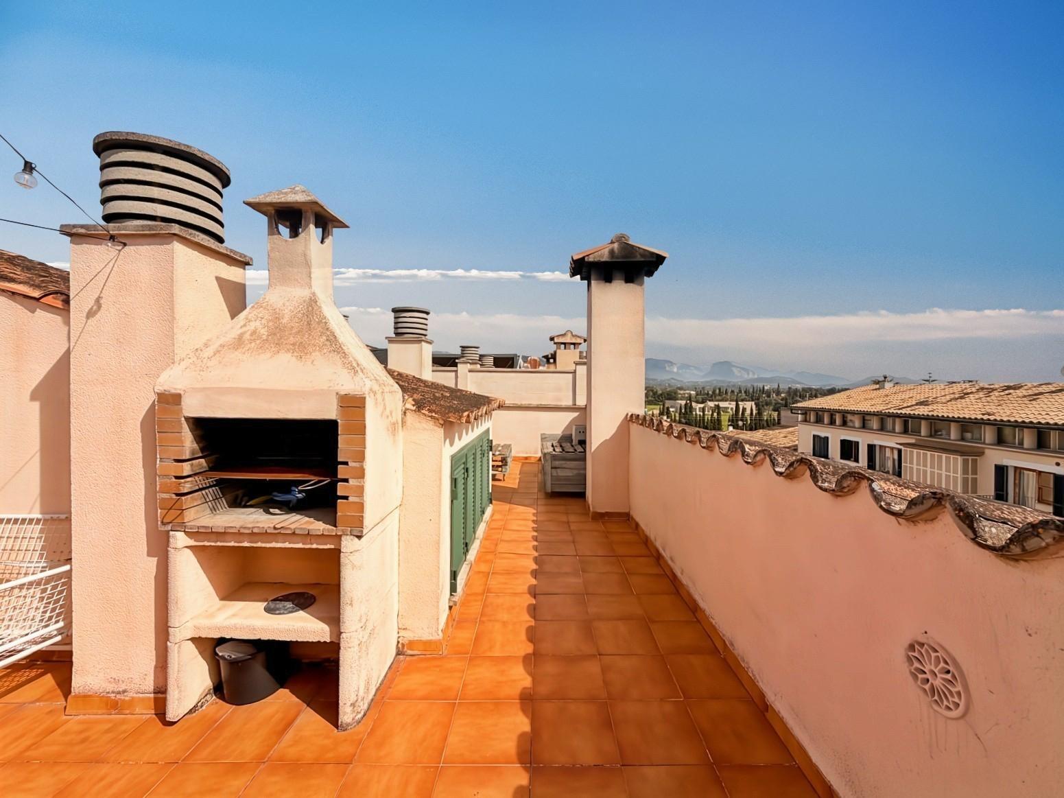 ESPECTACULAR PISO AMPLIO Y LUMINOSO CON VISTAS A LA MONTAÑA