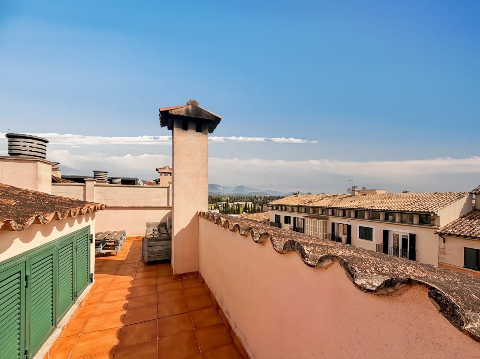 ESPECTACULAR PISO AMPLIO Y LUMINOSO CON VISTAS A LA MONTAÑA