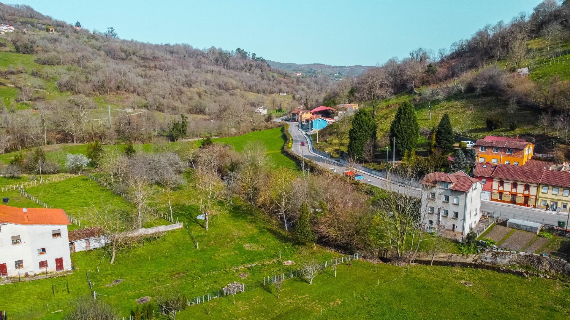 PRECIOSA Y SOLEADA FINCA RODEADA DE NATURALEZA EN BIMENES, A NADA DE NAVA LA COMARCA DE LA SIDRA Y PRINCIPALES CIUDADES