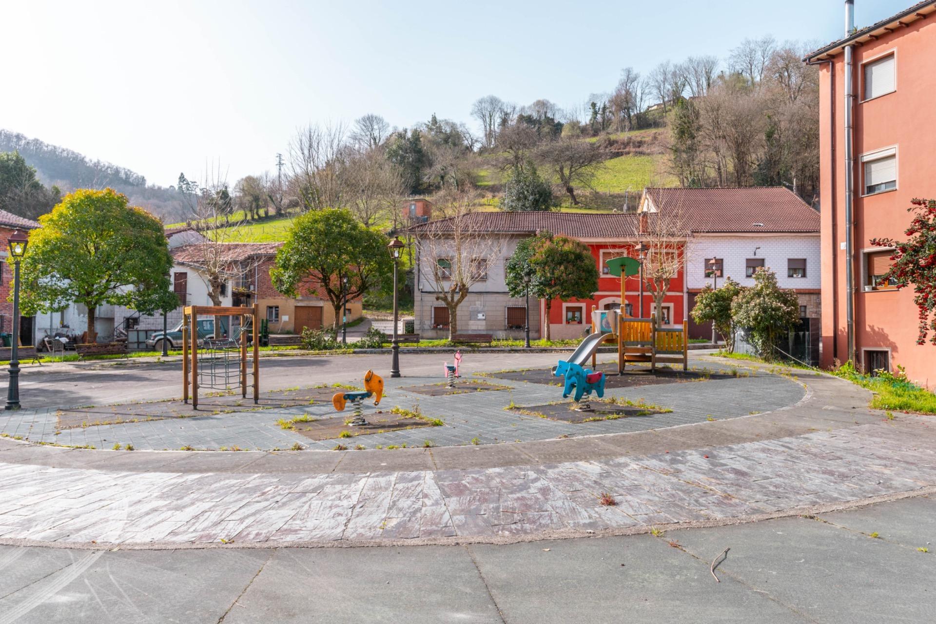 PRECIOSA Y SOLEADA FINCA RODEADA DE NATURALEZA EN BIMENES, A NADA DE NAVA LA COMARCA DE LA SIDRA Y PRINCIPALES CIUDADES