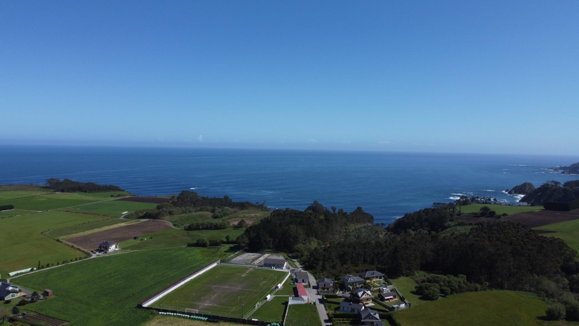 TERRENO EDIFICABLE SITO EN LONGARA, EL FRANCO, LA CARIDAD