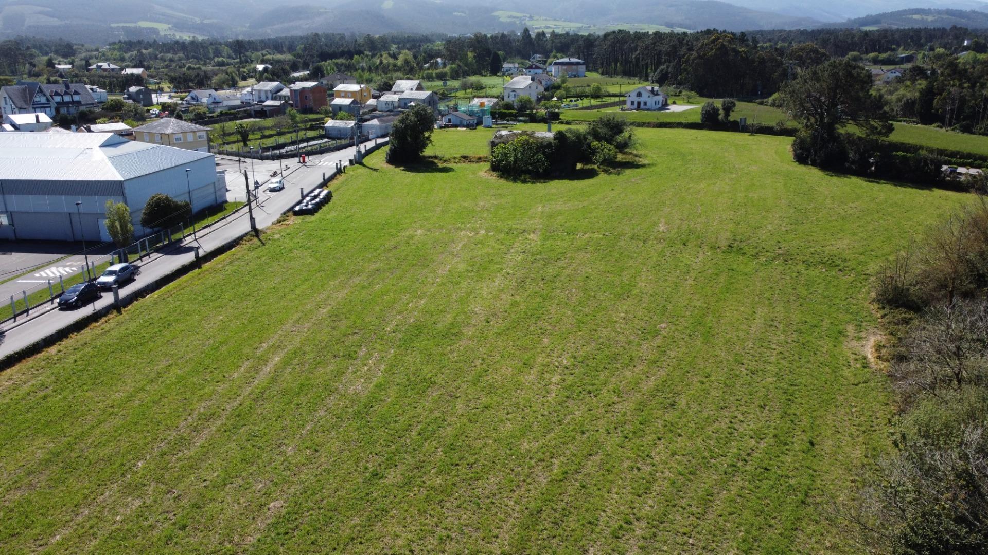 TERRENO EDIFICABLE SITO EN LONGARA, EL FRANCO, LA CARIDAD