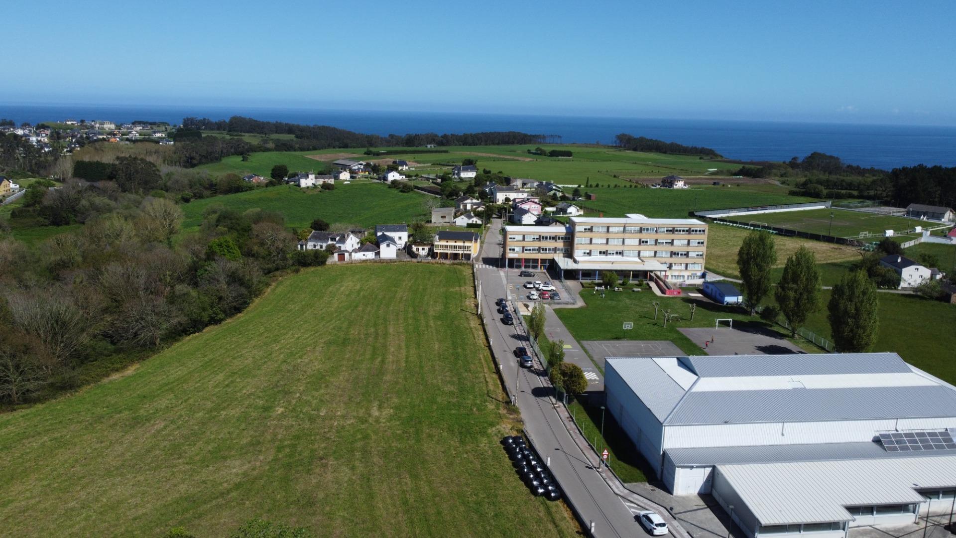 TERRENO EDIFICABLE SITO EN LONGARA, EL FRANCO, LA CARIDAD