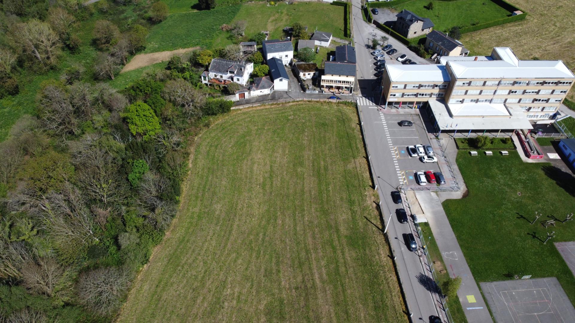 TERRENO EDIFICABLE SITO EN LONGARA, EL FRANCO, LA CARIDAD