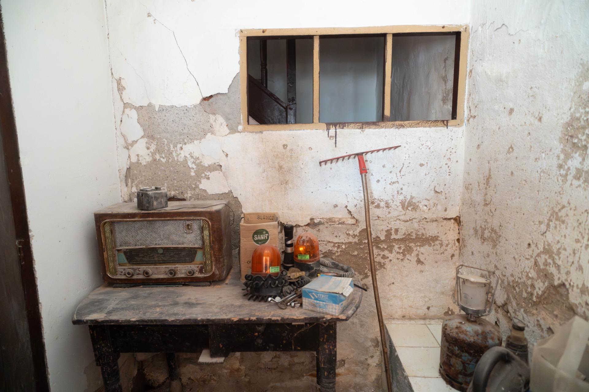 CASA Y TERRENO EN PRASES CORVERA DE TORANZO