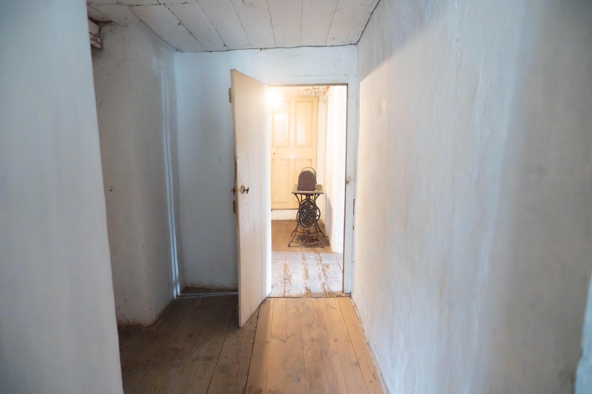 CASA Y TERRENO EN PRASES CORVERA DE TORANZO