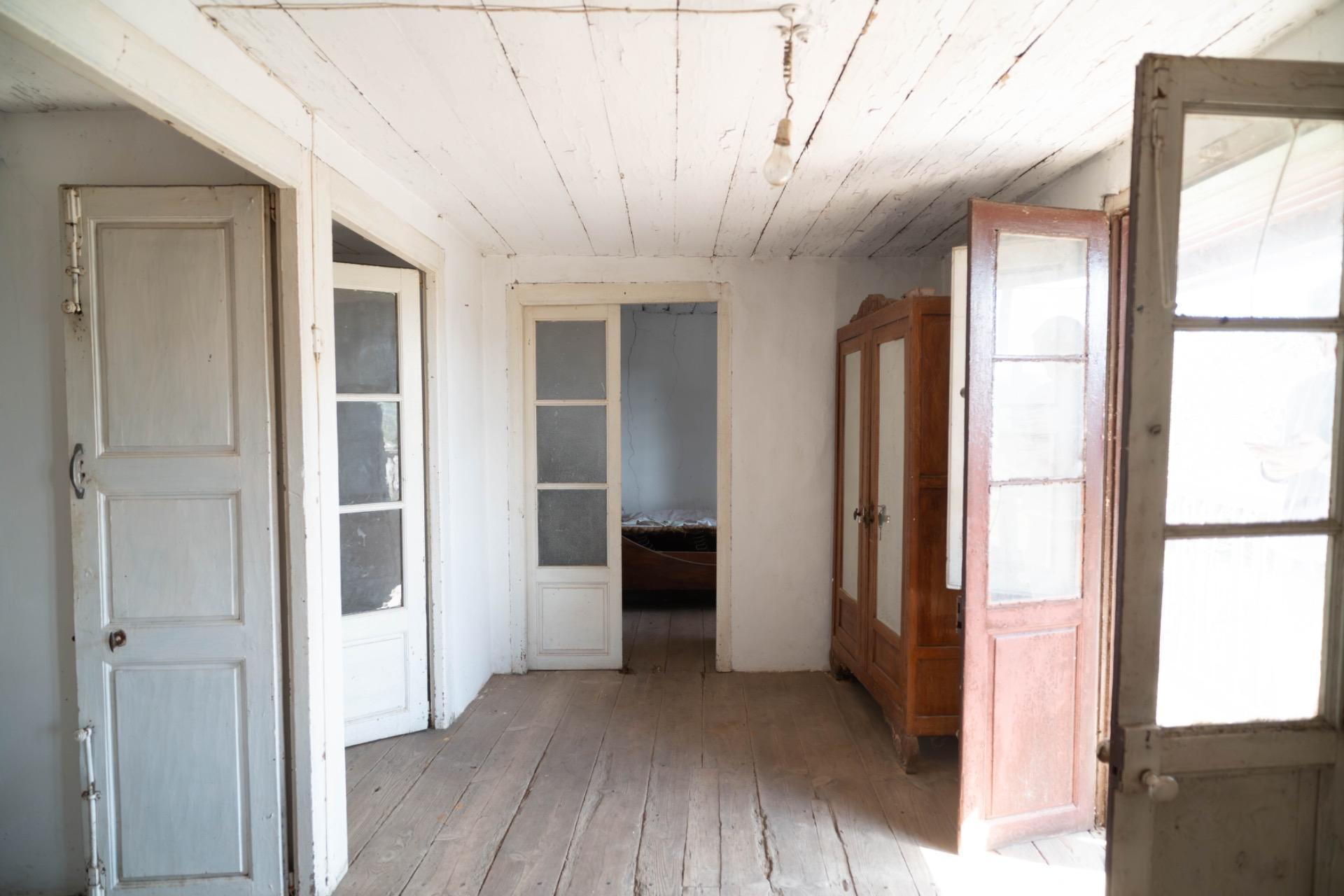 CASA Y TERRENO EN PRASES CORVERA DE TORANZO