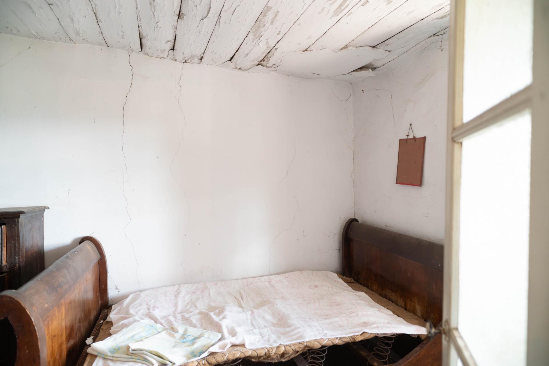 CASA Y TERRENO EN PRASES CORVERA DE TORANZO