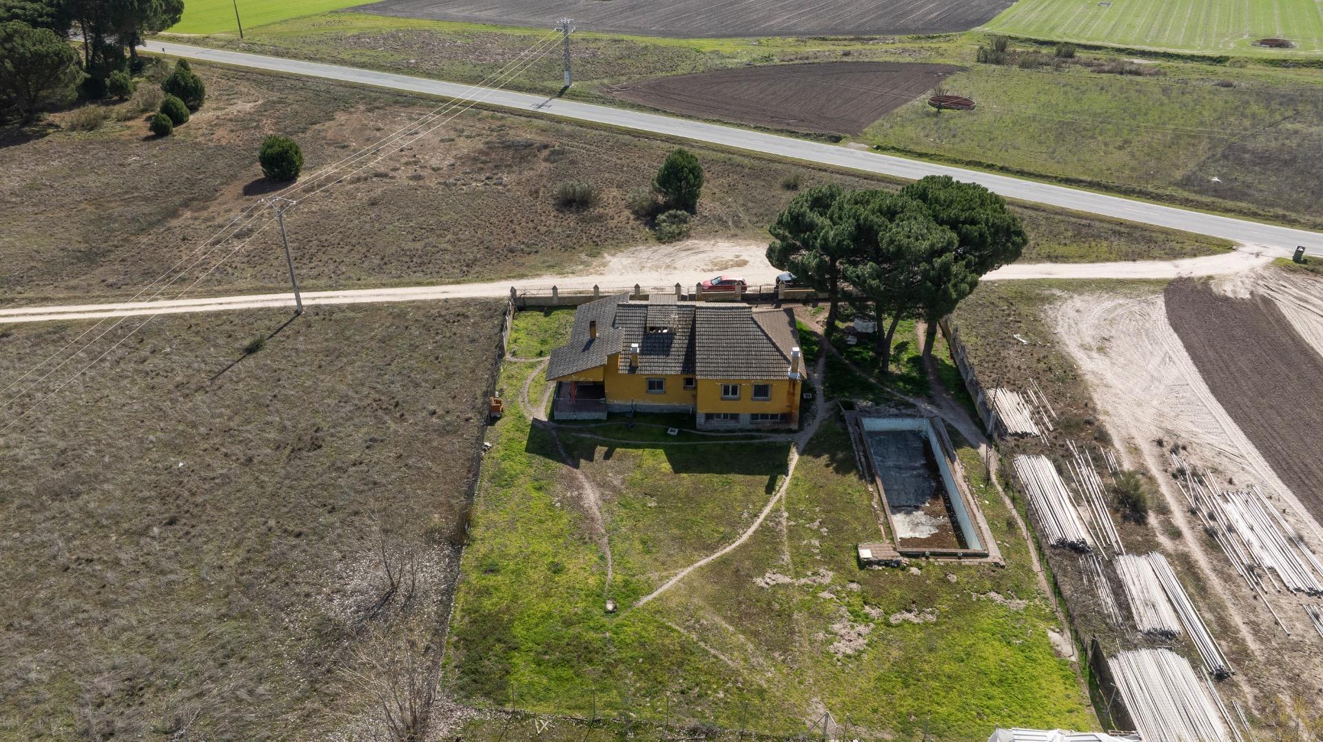 Casa Independiente en Fuente el Olmo de Íscar ??