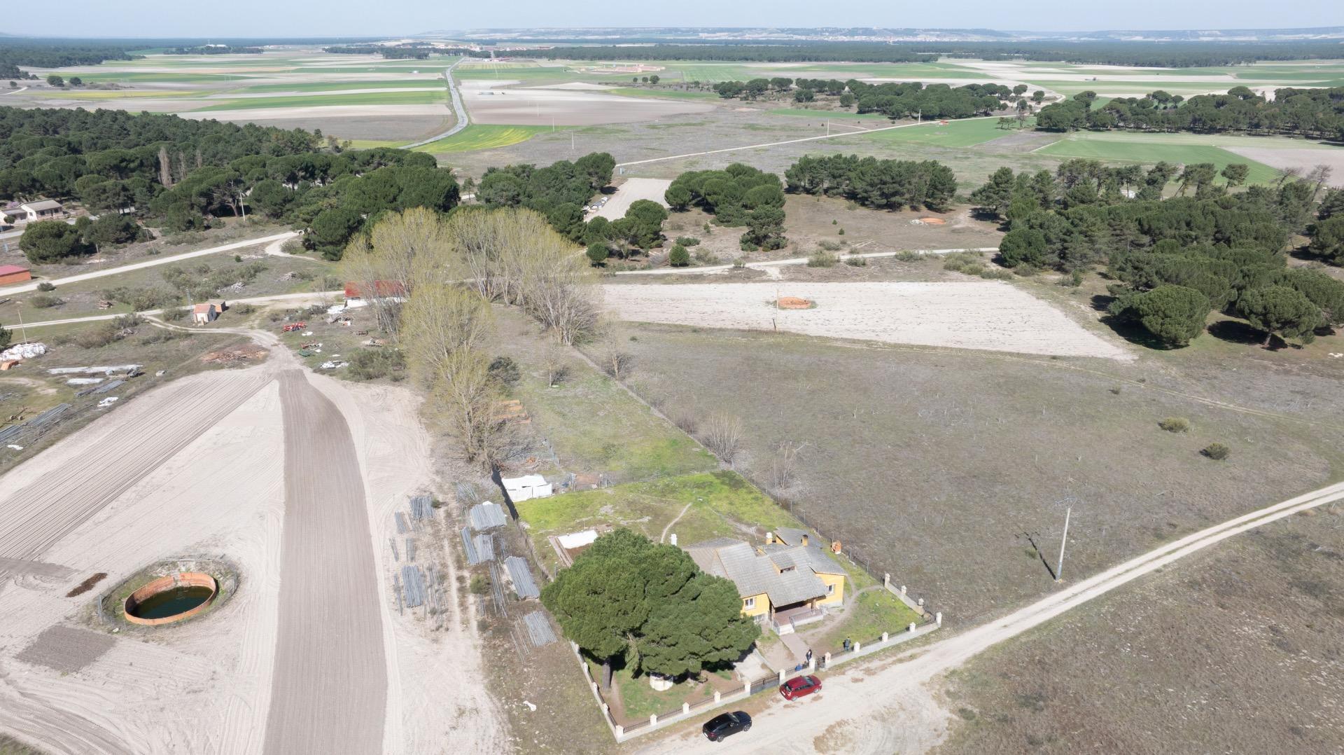 Casa Independiente en Fuente el Olmo de Íscar ??